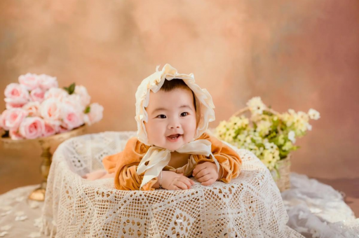 借卵生子咨询孕妇6个月肚子疼
